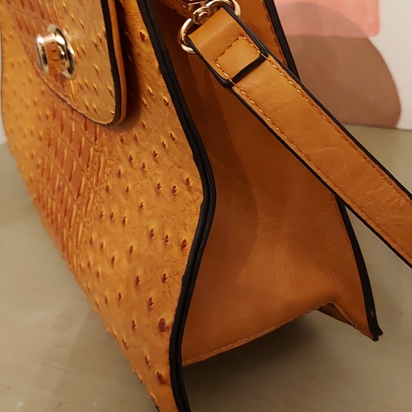 Croc style vegan satchel bag - Picture 5 of 15